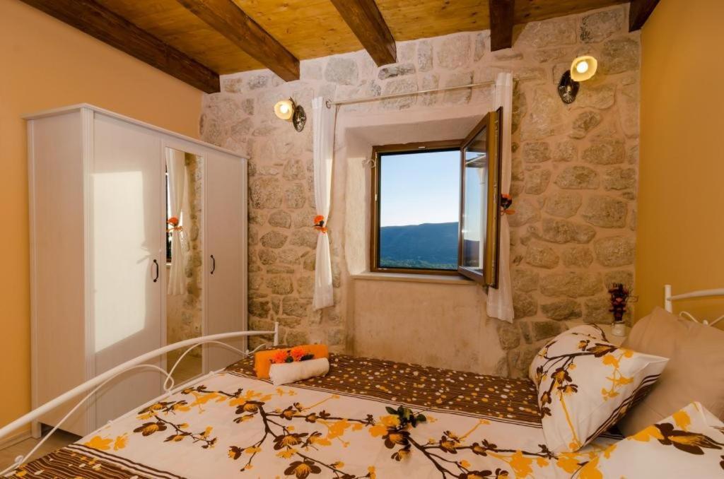 Villa Falcon Rook Gruda Extérieur photo