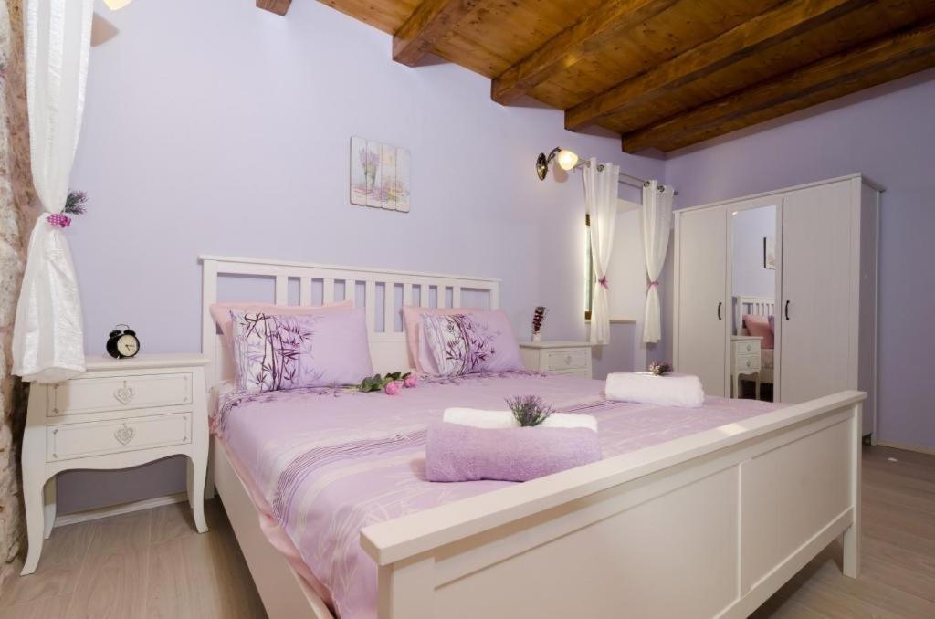 Villa Falcon Rook Gruda Extérieur photo